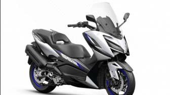 Skutik Premium Zontes 552 Datang, Bikin Pasar TMAX Goyang