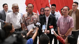 Guru yang Teraniaya di Luwut Raih Keadilan: Peran Pak Dasco Luar Biasa