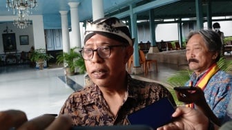 Geger Keraton Solo: Putra PB XIII Dinobatkan Mendadak Jadi PB XIV, Berujung Walkout dan Keributan