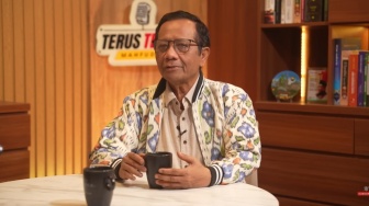 Mahfud MD Tantang Publik di Reformasi Polri: Beri Solusi, Jangan Hanya Mengeluh!