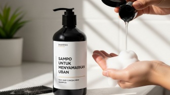 5 Sampo Terbaik untuk Menyamarkan Uban di Usia 50-an, Rambut Tampak Muda Kembali