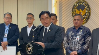 Jelang Hari HAM Sedunia, Yusril Sebut Tak Ada Bahasan Amnesti-Abolisi untuk Aktivis Demo Agustus