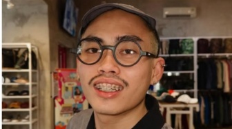 Apa Agama King Aloy Sekarang? Gara-Gara Hadiah dari Deddy Corbuzier Jadi Terungkap