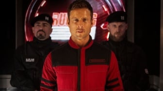 Review The Running Man, Ketika Reality Show Jadi Ajang Bertahan Hidup