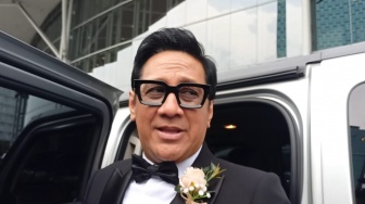 Teka-teki Hadiah Andre Taulany di Nikahan Boiyen: Bikin Tamu Lain Ikutan Ngakak