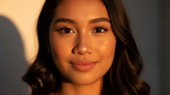 5 Warna Lipstik yang Harus Dihindari Kulit Sawo Matang, Bikin Wajah Makin Kusam!