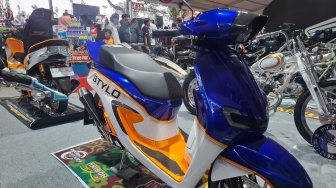 Modifikator Motor Honda Pamerkan Karya Terbaik di Pesta Akbar Honda Modif Contest