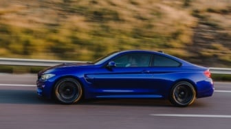 5 Rekomendasi Mobil Sedan Sunroof Murah yang Keren Buat Anak Muda