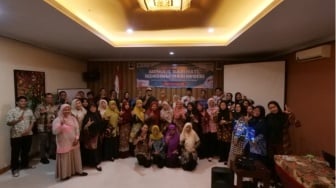 Spesial Hari Guru! Suara.com Dampingi Guru Ngaglik Pelatihan Menulis