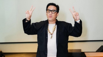 Jadi Groomsmen Boiyen, Andre Taulany Titip Doa Manis untuk Kedua Pengantin!