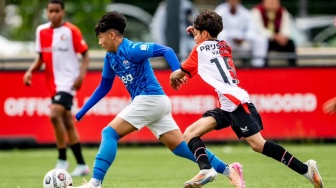 Djenoah Saebu, Pemain Keturunan Sulawesi-Spanyol Jadi Rekan Setim Anak Legenda Liverpool