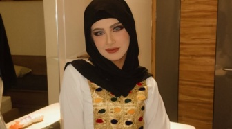 Sosok Helwa Bachmid, Model 22 Tahun yang Nikah Siri dengan Habib Bahar