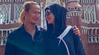 Siapa Istri Habib Bahar bin Smith? Helwa Bachmid Ngaku Simpanan