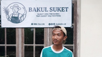 Rumput yang Menghidupi: Cerita Pemuda Sleman Sukses Jadi 'Bakul Suket Online'