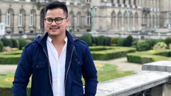 Mengenal Rully Anggi Akbar, Dosen dan Praktisi F&B yang Menikahi Boiyen