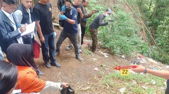 Rekontruksi Kasus Pembunuhan Bayi di Ngarai Sianok BUkittinggi, Polisi Ungkap 6 Adegan Janggal!