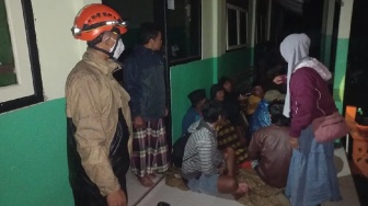 Kondisi Gunung Semeru Meningkat ke Level Awas, 300 Warga Dievakuasi