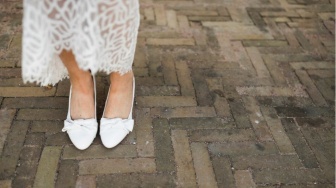 5 Rekomendasi Flat Shoes Lokal yang Cocok untuk Kondangan dan Hangout Santai