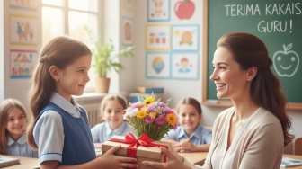 25 Ide Hadiah Hari Guru yang Berkesan, Budget Ramah di Kantong Pelajar