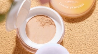 Stop Komedo! 7 Bedak Tabur Non-Comedogenic Terbaik yang Bikin Wajah Matte Tahan Lama