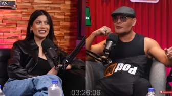 Deddy Corbuzier Rayakan Ultah Sabrina Chairunnisa, Tulisan di Kue Ulang Tahun Diprotes Vidi Aldiano