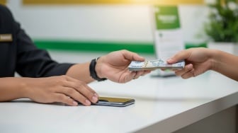 Panduan Lengkap Gadai HP di Pegadaian 2025: Syarat, Taksiran, dan Cara Booking Online