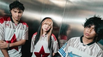 Melihat Pro Kontra Kemenangan Lagu Garam dan Madu di AMI Awards 2025