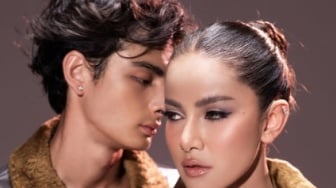 6 Potret Ganteng Tristan Molina yang Digosipkan Dekat dengan Olla Ramlan