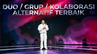 Dipha Barus Lantang Suarakan Viva Palestina Usai Menang Piala AMI Awards 2025