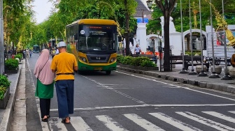 Jeritan Hati Sopir TransJogja: Gaji Tipis, Denda Selangit, dan Ironi di Balik Kemudi