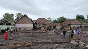 Erupsi Gunung Semeru Putuskan Jaringan Listrik 571 Rumah di Lumajang, PLN Tunggu Zona Aman!