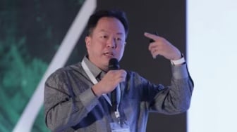 Gurita Bisnis Victor Hartono, Pemimpin Grup Djarum: Usaha dan Saham