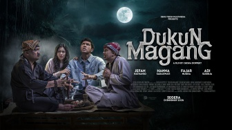 Film Dukun Magang: Ketika Logika Mahasiswa Skeptis Terpaksa Berguru pada Ilmu Gaib