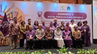 Peran Sentral Psikolog Klinis di Tengah Meningkatnya Tantangan Kesehatan Mental di Indonesia