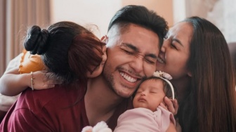 Sempat Divonis Mandul, Kini Krisjiana dan Siti Badriah Dikaruniai Dua Putri