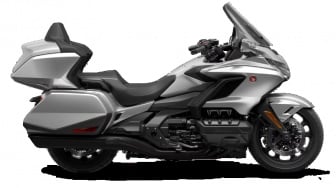 5 Mobil Keluarga Seharga Honda Gold Wing yang Nyaman Luar Biasa