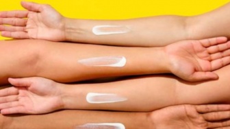 Apa Bedanya Sunblock dan Sunscreen Badan? Jangan Sampai Salah Pilih