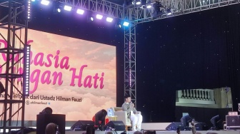 Dari Luka Jadi Cahaya: Resep Hati 'Glowing' ala DRW Skincare dan Ustaz Hilman Fauzi