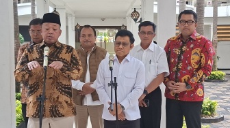 Cak Imin Bicara soal Isu Pemakzulan di PBNU Usai Rapat, Nusron Wahid: Doakan Badai Cepat Berlalu