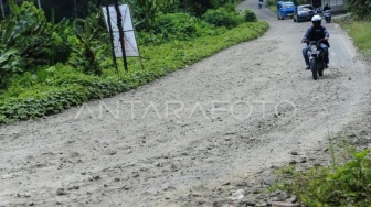 Jalan Masuk Gerbang Badui Hancur, Jaro Oom: Ini Bukan Cuma Soal Wisata, Tapi Kesejahteraan