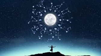 5 Zodiak Paling Hoki 25 November, Scorpio Dapat Kesempatan ke Luar Negeri?