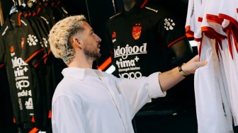 Eks Rekan Romelu Lukaku Tiba di Indonesia, Bikin Geger Seisi Stadion