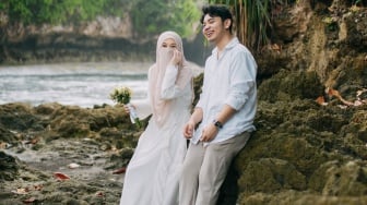 Biodata Tinandrose, Penulis Buku dan Pebisnis Sukses yang Dinikahi Fiki Naki