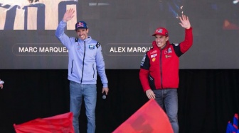 Duo Marquez Rayakan Sukses MotoGP 2025 di Kampung Halaman, Disambut dengan Meriah