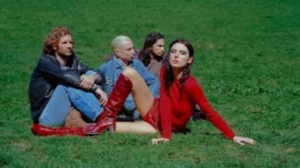 Wolf Alice Umumkan Tur Global, Siap Tampil di Jakarta Januari 2026