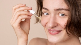 5 Serum Retinol untuk Mengatasi Tanda Penuaan seperti Garis Halus dan Kerutan