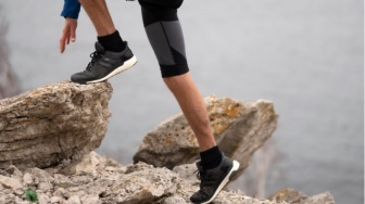 4 Sepatu Lari Lokal Plat Carbon Setara Nike Alphafly dan Adidas Adizero, Cuma Rp500 Ribuan