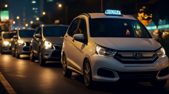 7 Mobil Lega dan Irit Bensin yang Wajib Dipilih untuk Taksi Online