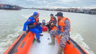 Dua Kapal Karam Dihantam Ombak di Sumatera Utara, Tujuh Orang Hilang
