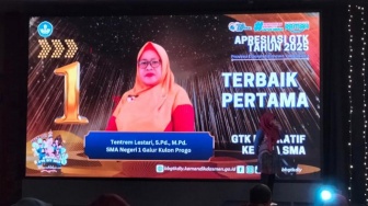 Tentrem Lestari: Dedikasi Seorang Guru dari Pinggiran Kulon Progo yang Tak Pernah Hitung-hitungan